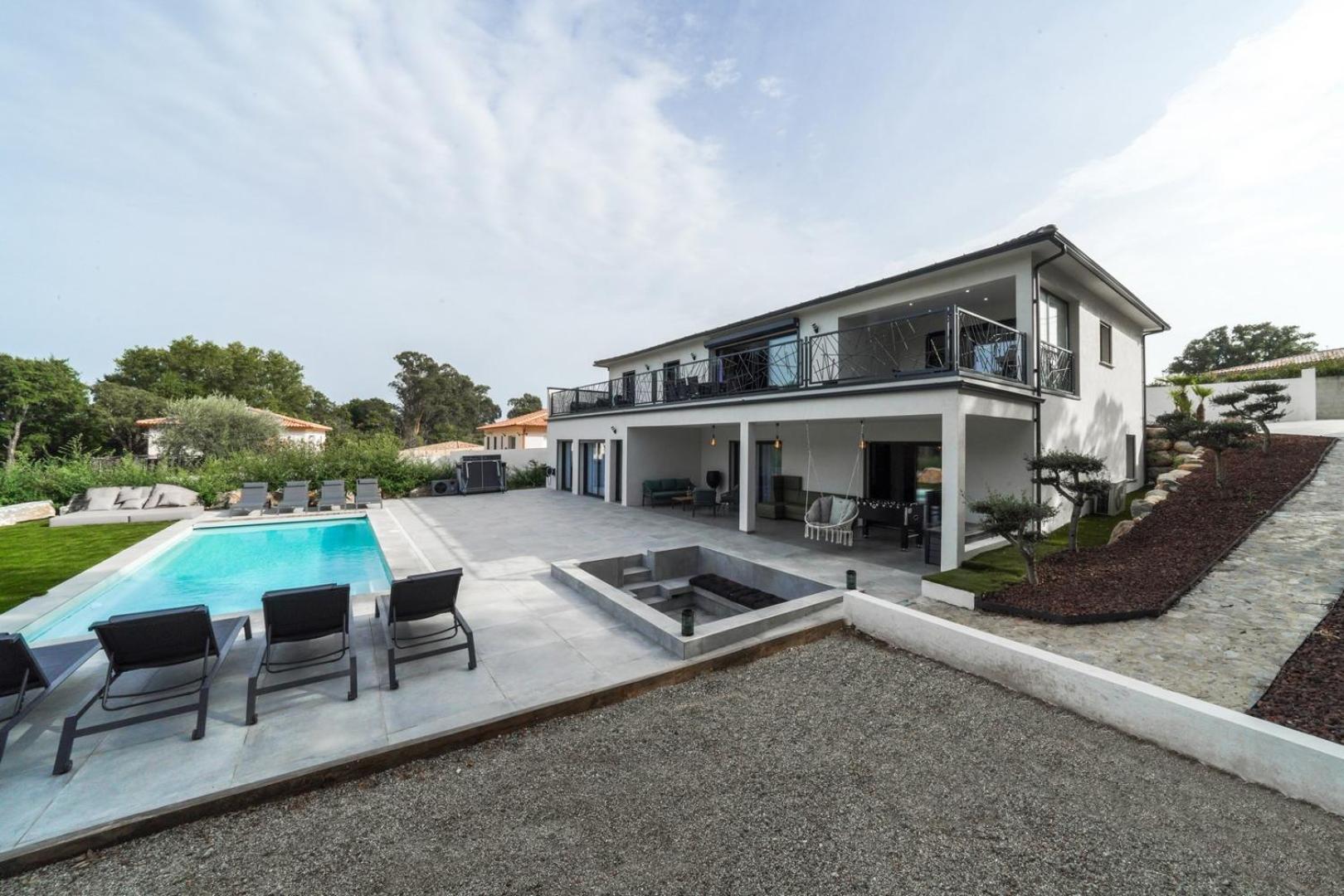 Tres Belle Villa A Ghisonaccia Avec Piscine Chauffee Exteriör bild